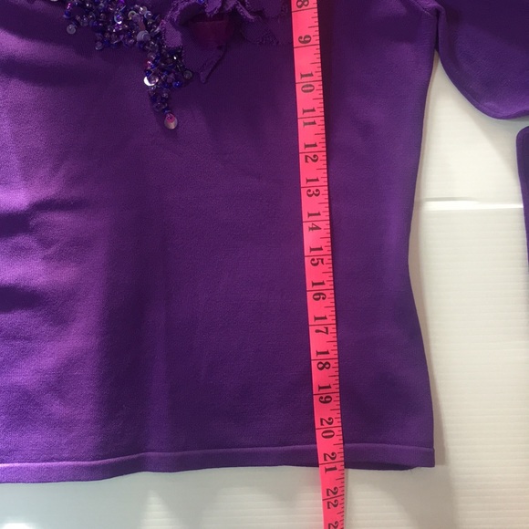 Purple sweater . Sz S . Beaded/sequins Vneck - Picture 14 of 16